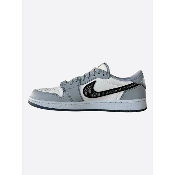 Dior Air Jordan Grey & White Oblique Low Top Sneakers - Picture 6 of 8